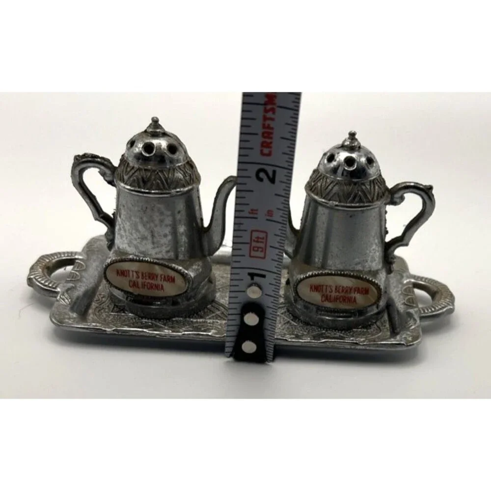 Knotts Berry Farm, CA Tea Kettles Salt And Pepper Shakers With Tray